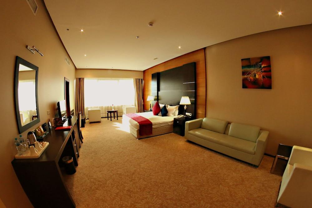 Diva Hotel Μανάμα Εξωτερικό φωτογραφία